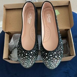Forever Comfort Sparkle Flats